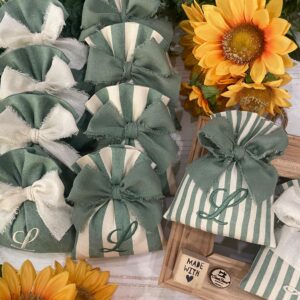 Sacchetto Sartoriale Verde con Ricamo Iniziale